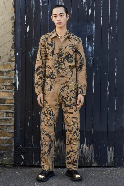 Look 14